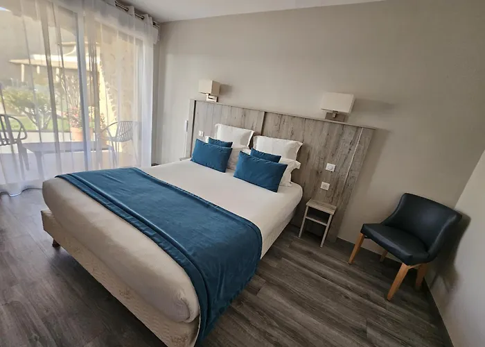 Hotel La Côte Bleue