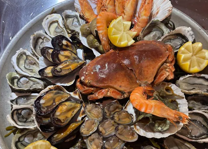 Hotel La Côte Bleue 3*