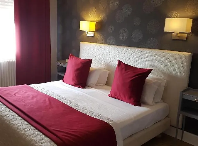 Hotel La Côte Bleue 3*